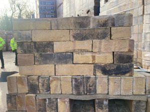 Ibstock New Ivanhoe Cream Brick packs of 500.