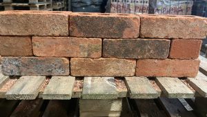Traditional Brick & Stone Hemmingstone Antique Brick packs of 572.