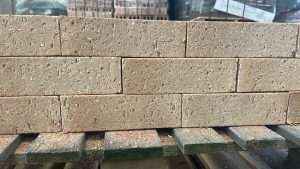 Wienerberger Sahara Buff Brick packs of 400.