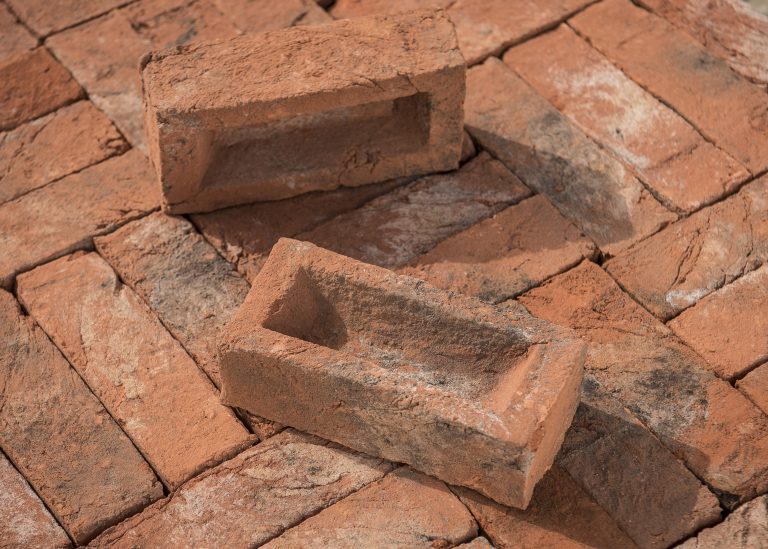 Classic Brick Weathered Orange Brick packs of 450.